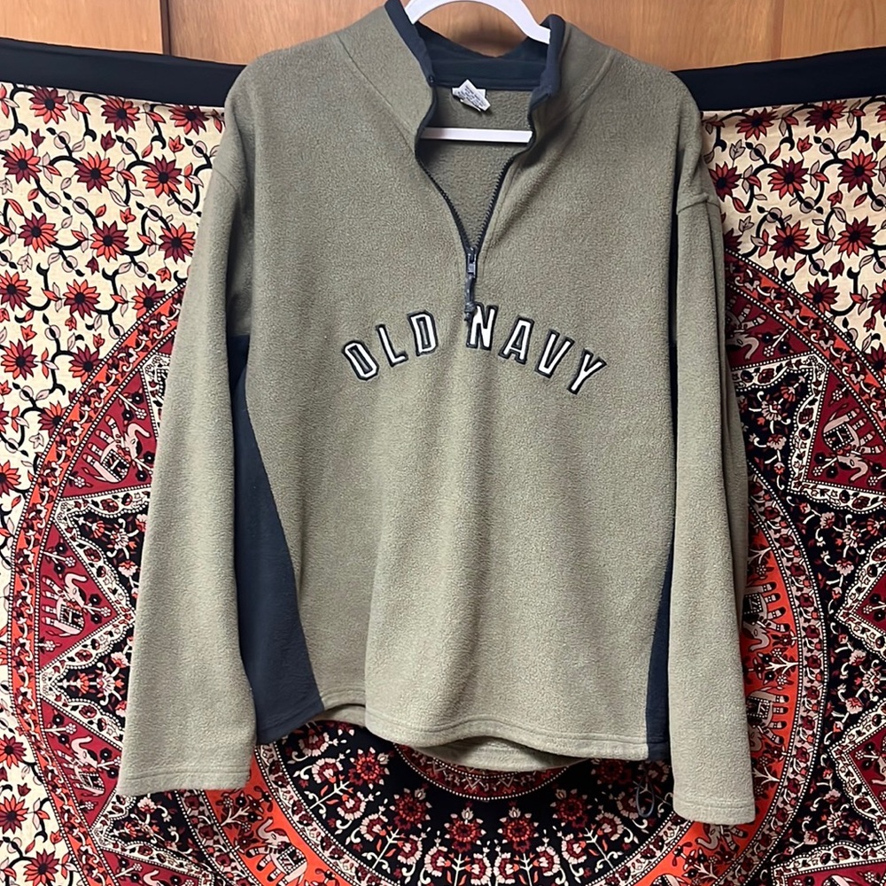 Vintage Old Navy Pullover.